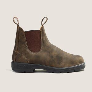 Women's Classiocs Chelsea Boots - Rustic Brown
